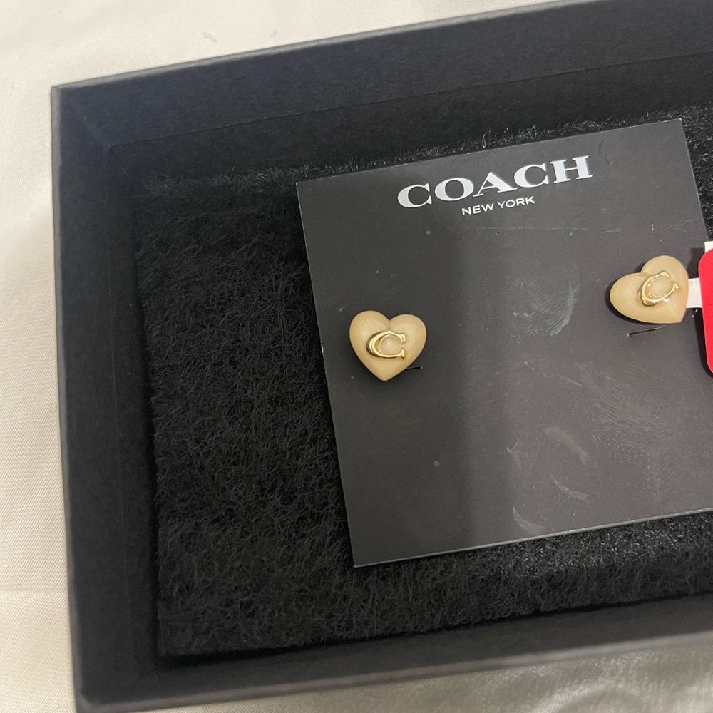 BRAND NEW PINK HEART COACH EARRINGS